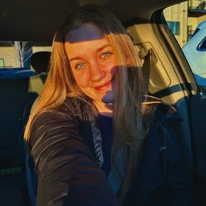 Meet your Posher, Malena